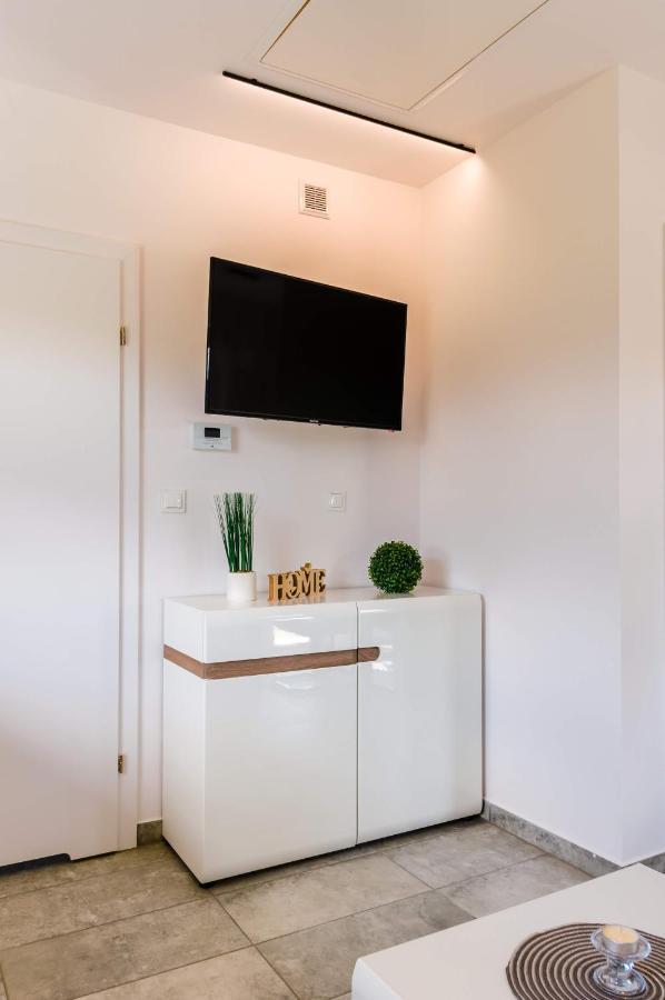 APARTAMENTY LAS Zator Esterno foto