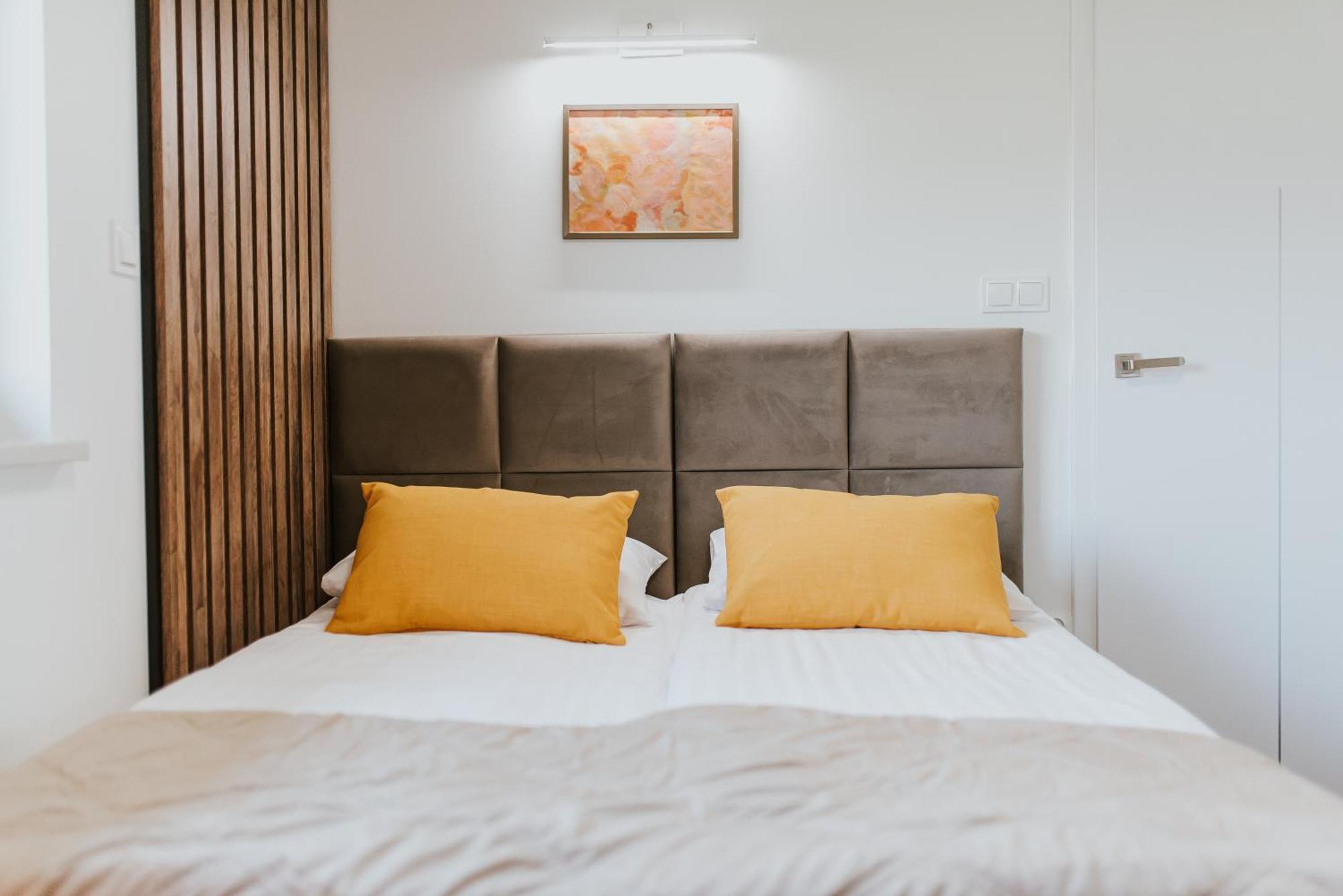APARTAMENTY LAS Zator Esterno foto